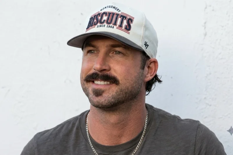 How Old Is Riley Green? Age, Biography and Career Facts